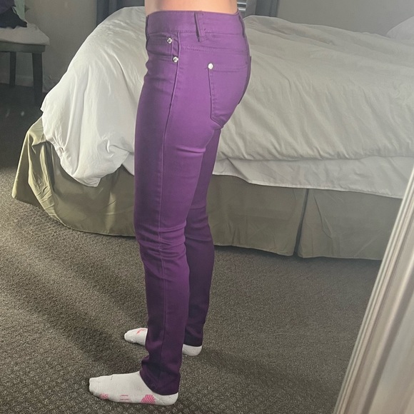 Celebrity Purple Jeans - Picture 4 of 5